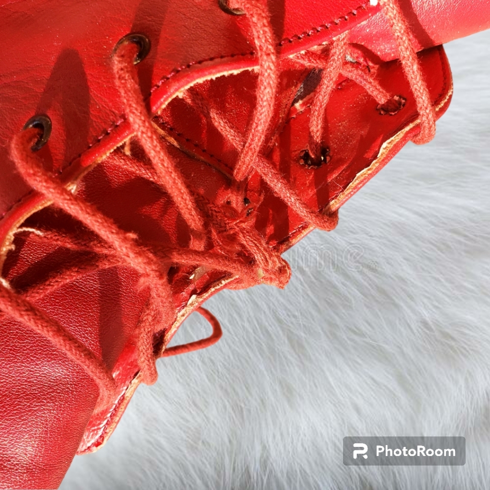 Vintage Red High heel ankle boots - Picture 11 of 15